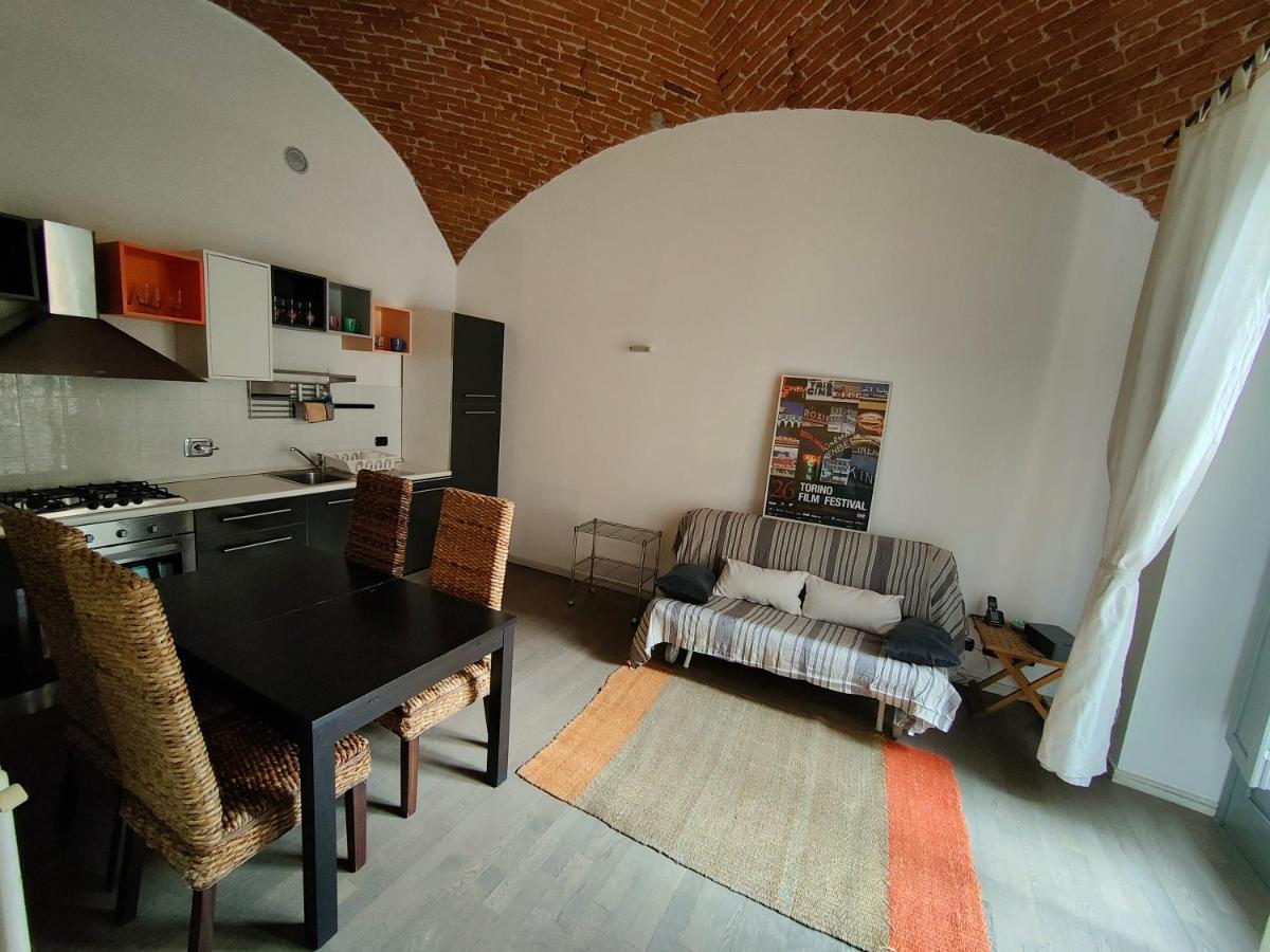 Accogliente Appartamento Tipo Loft Turin Exterior foto